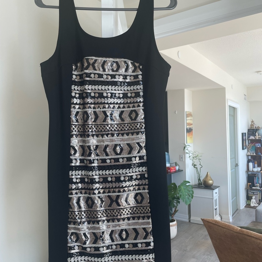 Elegant Black and Silver Patterned Dress